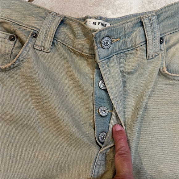 NWT! Free People We The Free Montana Baggy Denim Shorts 30 Bermuda Jorts - Picture 5 of 7